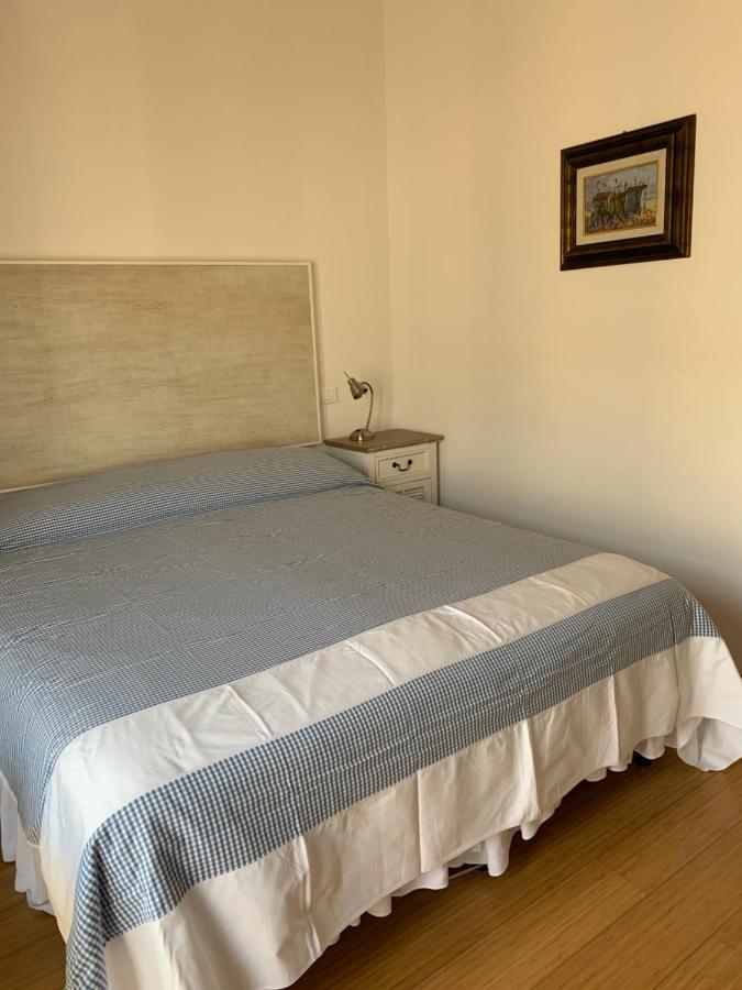 B&B Viale Italia 22 ฟอลลอนนีกา ภายนอก รูปภาพ